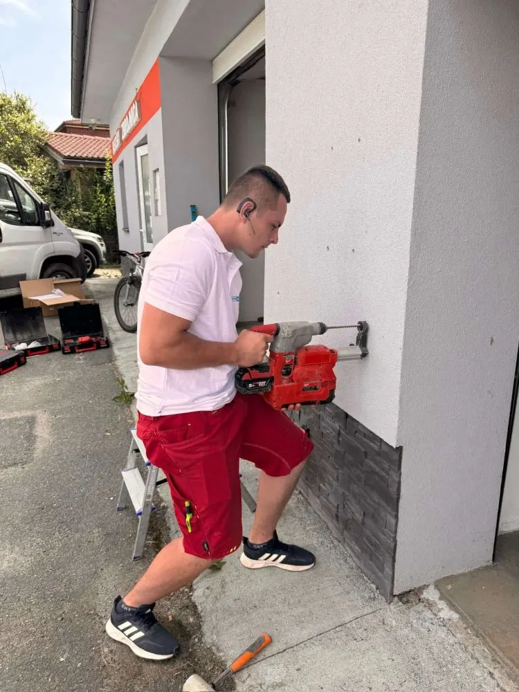 Doručenie a montáž